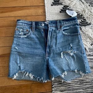 Abercrombie & Fitch high rise 4” short size 0 / 25